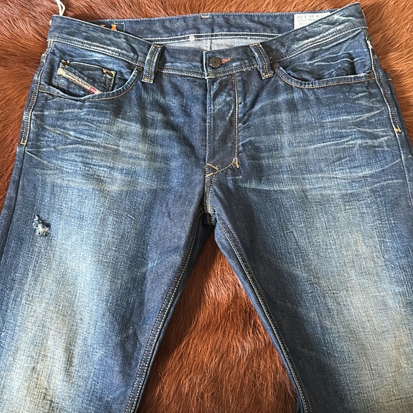 NEW MENS DIESEL LARKEE JEANS - Picture 2 of 4